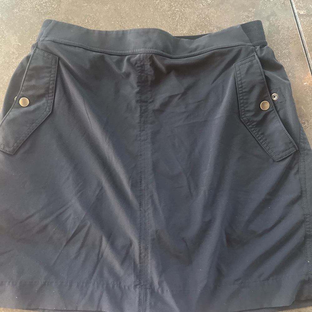 Athleta Black skort